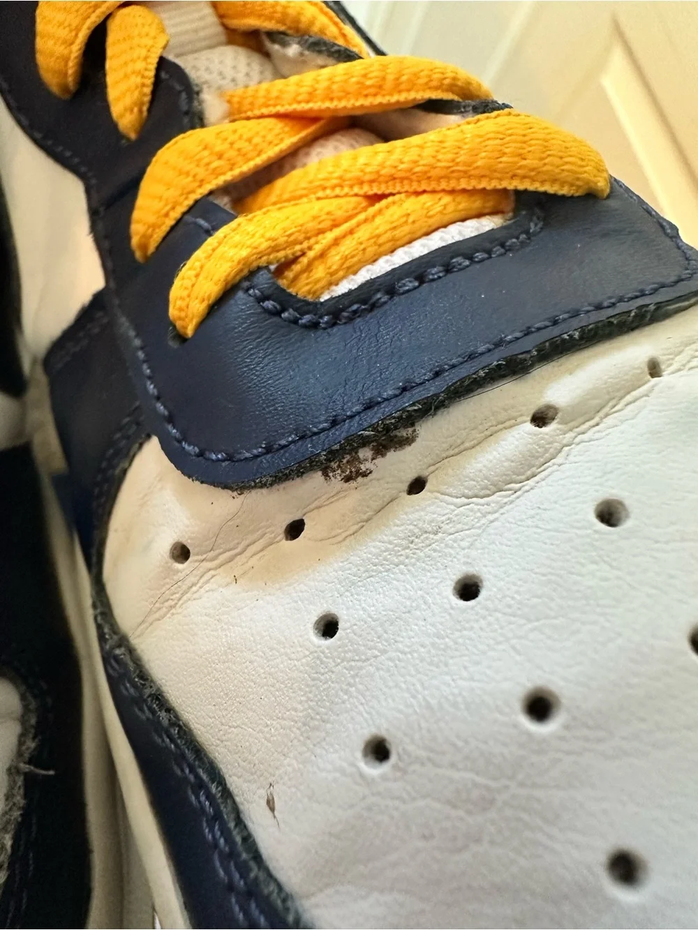 Nike Kids High-Top Sneakers in Navy and Yellow - Picture 5 of 7